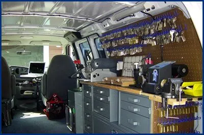 Advantage Locksmith Store New York, NY 212-457-2520 - 2-mobile-locksmith